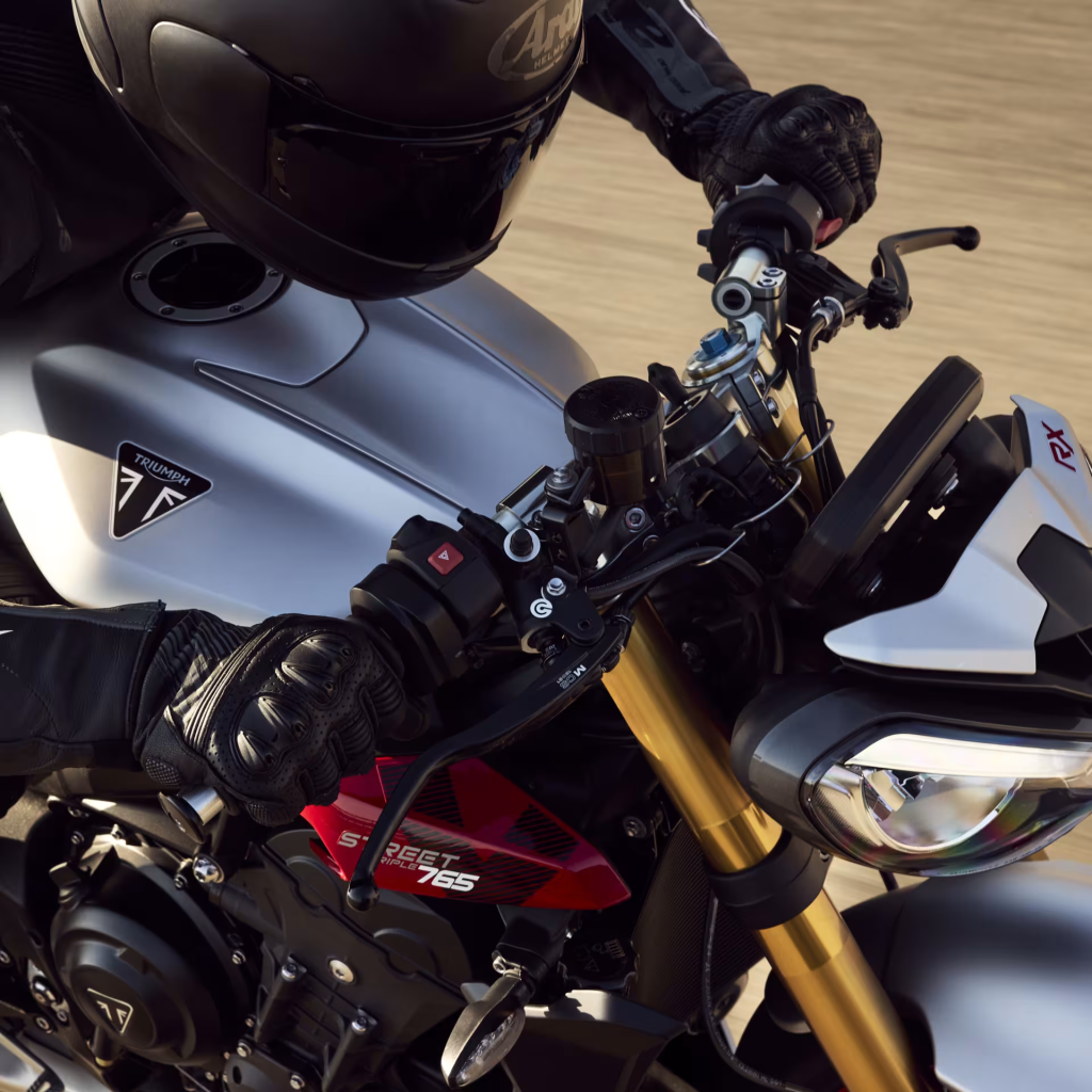 Race-Grade Öhlins Suspension