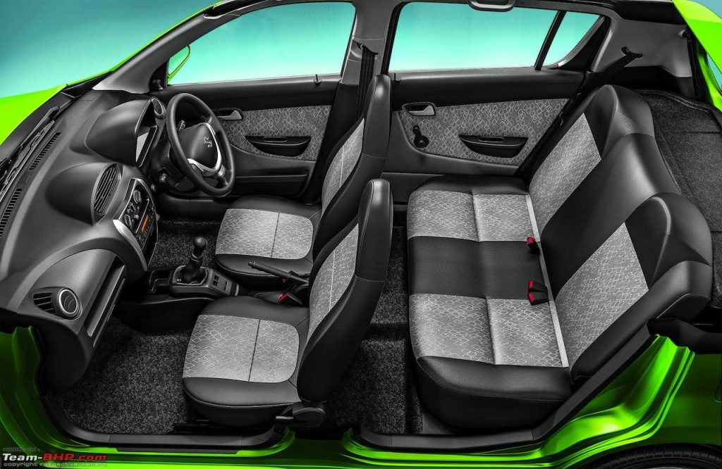 Maruti Suzuki Alto 800 with 33kmpl Mileage & Practical Features – Special Launch Deal for Budget Car Buyers 2 Interior of Maruti Suzuki Alto 800