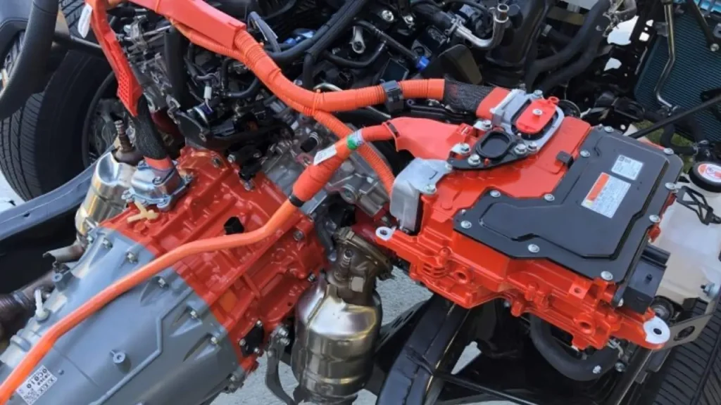 i-FORCE MAX Hybrid V6 or Turbo-Diesel