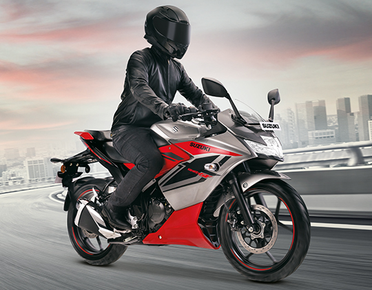 Suzuki Gixxer SF Launched with 155cc Engine & 125 km/h Top Speed – Special Launch Offer for Young Riders 2 Design and Aesthetics Inspired by Legends